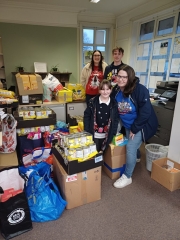 Ripley and Heanor Residents deliver their annual Christmas food donations